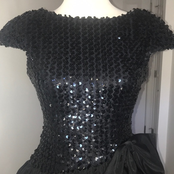 Vintage Huey Waltzer for Darcy Pouf Sequin Sz6 😘 - Picture 3 of 8